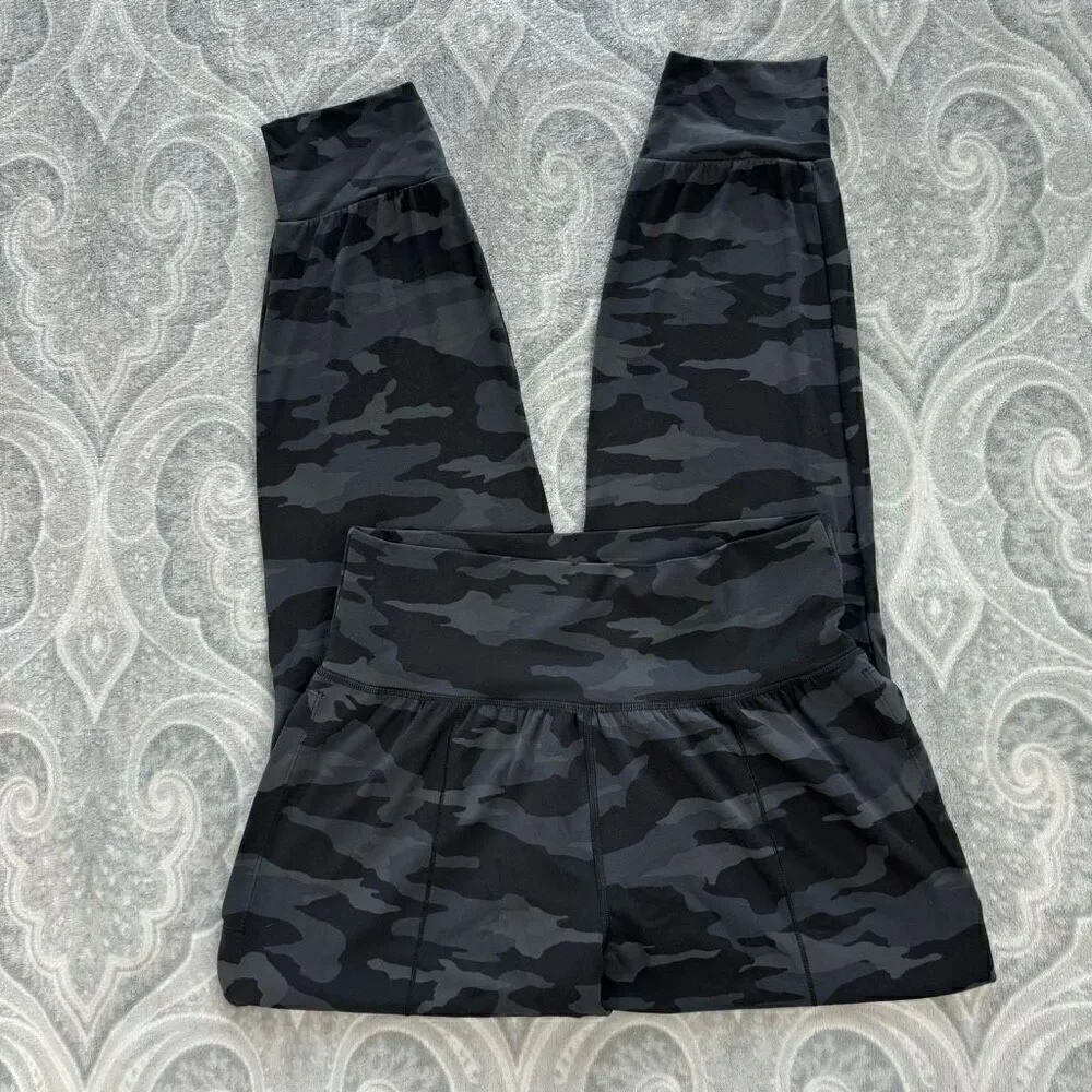 Womens Athleta Camo Salutation Jogger - Picture 2 of 4